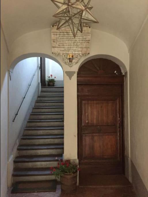 Zauber Im Turm - In Einem Der Schoensten Doerfer Montemerano Extérieur photo